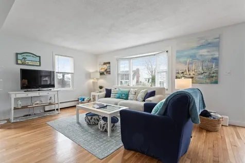 4 Hutchinson Drive Hampton NH 03842