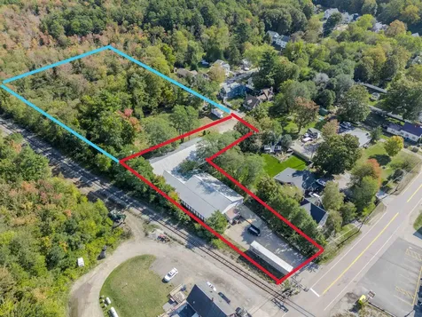 13 Elm Street Newton NH 03858