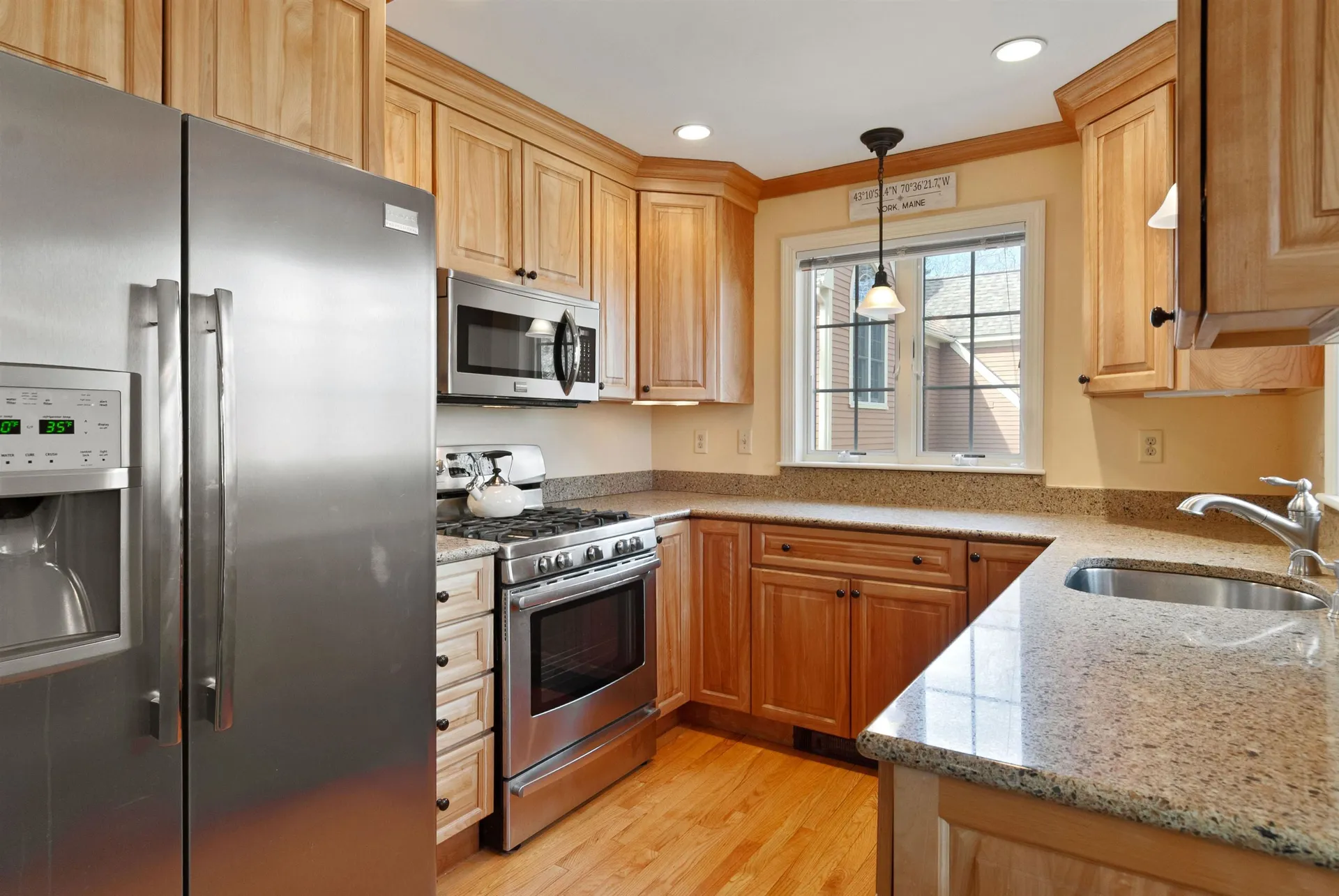 2B Rosewood Lane York ME 03909