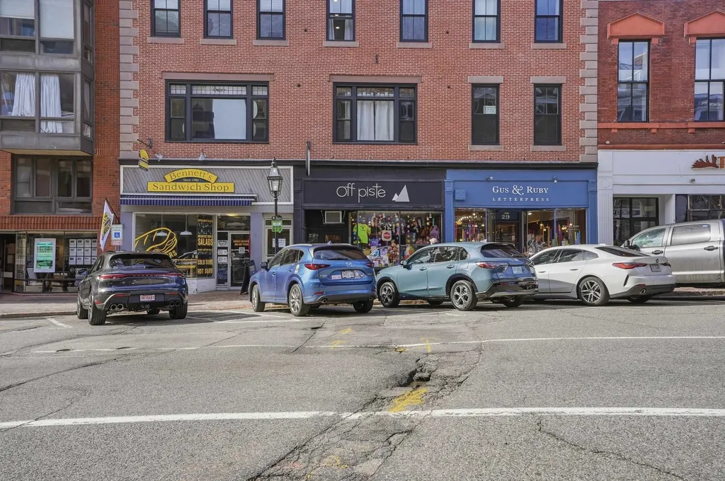 413 Islington Street Portsmouth NH 03801