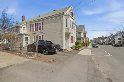 413 Islington Street Portsmouth NH 03801