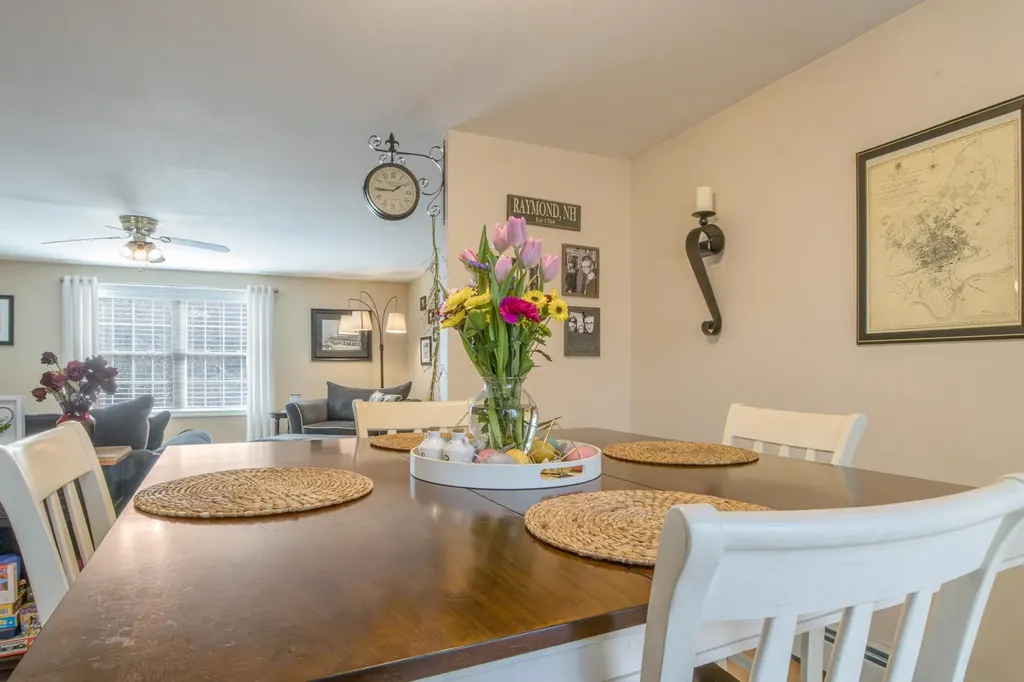 18 Essex Drive Raymond NH 03077