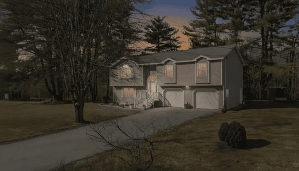18 Essex Drive Raymond NH 03077