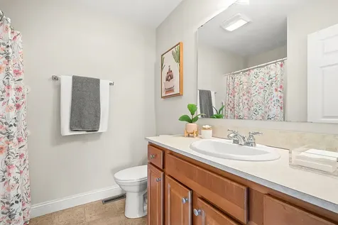 154 Hall Road Fremont NH 03044