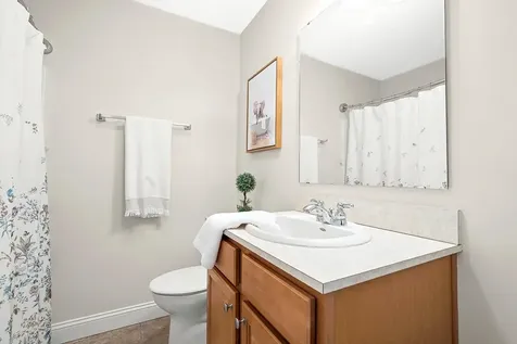 154 Hall Road Fremont NH 03044