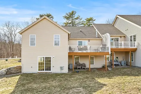 154 Hall Road Fremont NH 03044