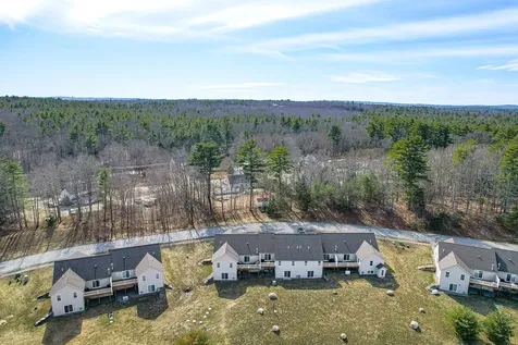 154 Hall Road Fremont NH 03044