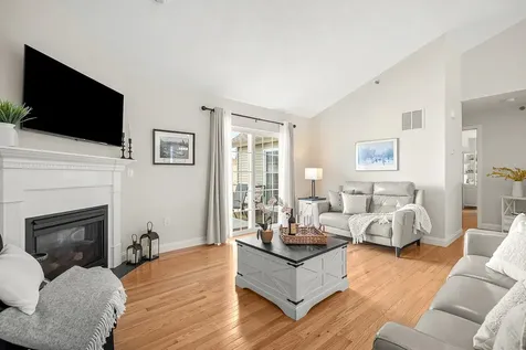 154 Hall Road Fremont NH 03044