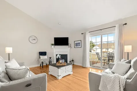 154 Hall Road Fremont NH 03044