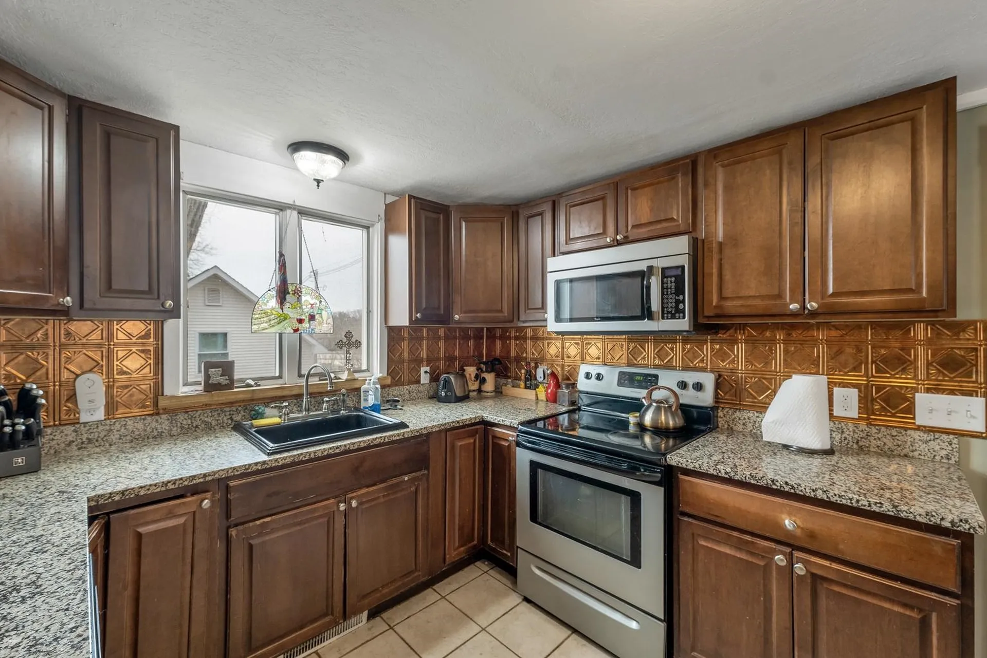 31 Pine Street Wolfeboro NH 03894-0000
