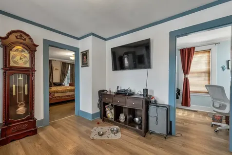 31 Pine Street Wolfeboro NH 03894-0000