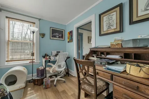 31 Pine Street Wolfeboro NH 03894-0000
