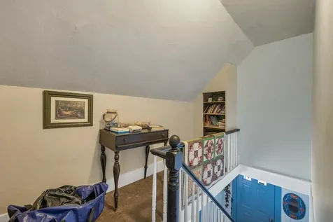 31 Pine Street Wolfeboro NH 03894-0000