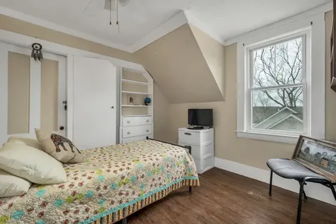 31 Pine Street Wolfeboro NH 03894-0000