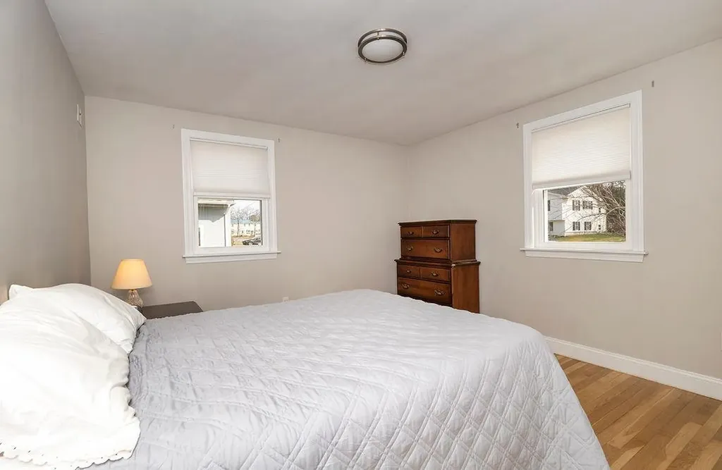 20 Colonial Drive Salem NH 03079