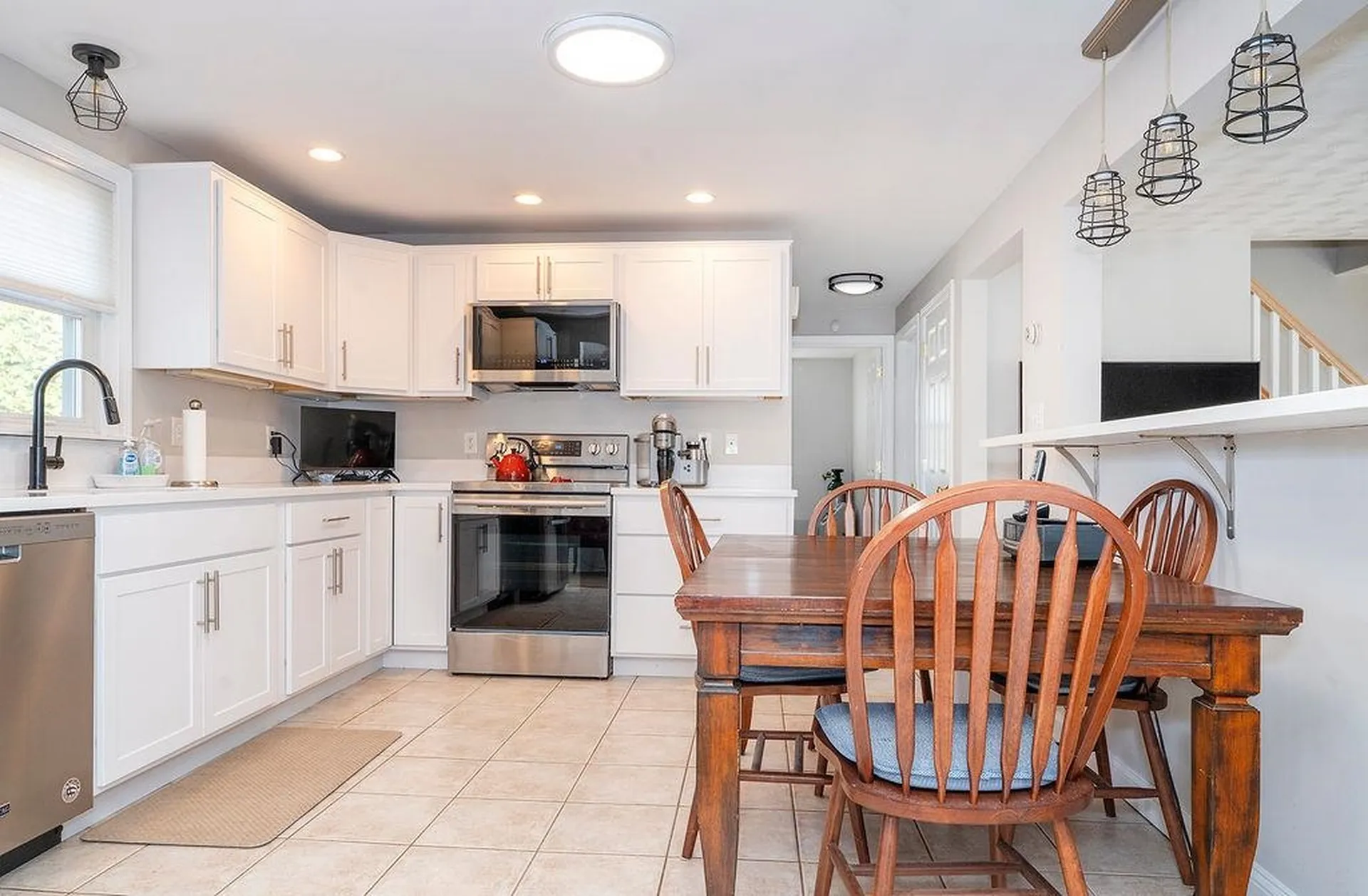 20 Colonial Drive Salem NH 03079