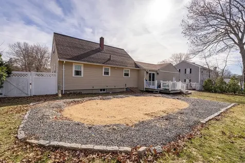 20 Colonial Drive Salem NH 03079