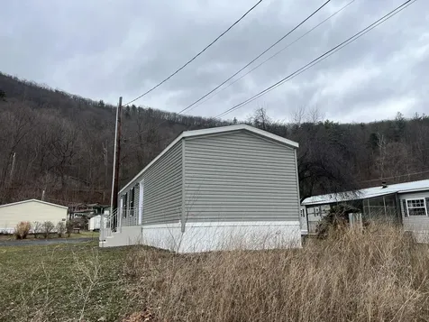 15 Blake Drive Pownal VT 05261