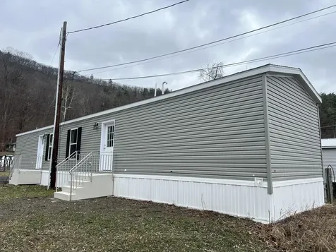 15 Blake Drive Pownal VT 05261