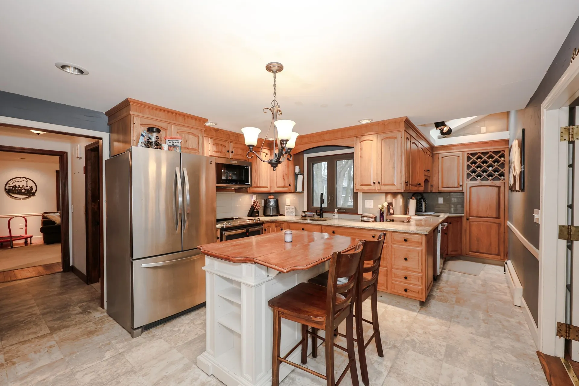10 Martha Drive Derry NH 03038