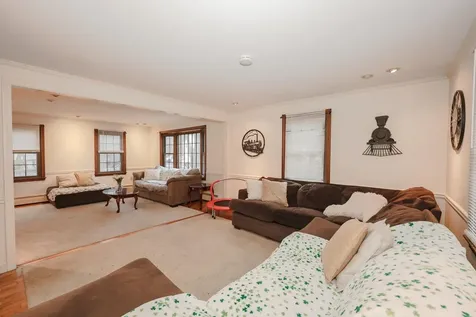 10 Martha Drive Derry NH 03038