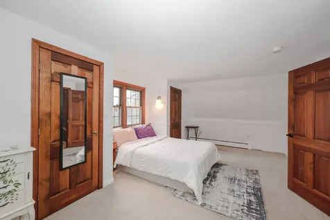 10 Martha Drive Derry NH 03038