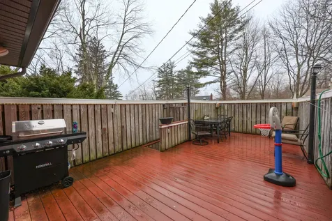 10 Martha Drive Derry NH 03038