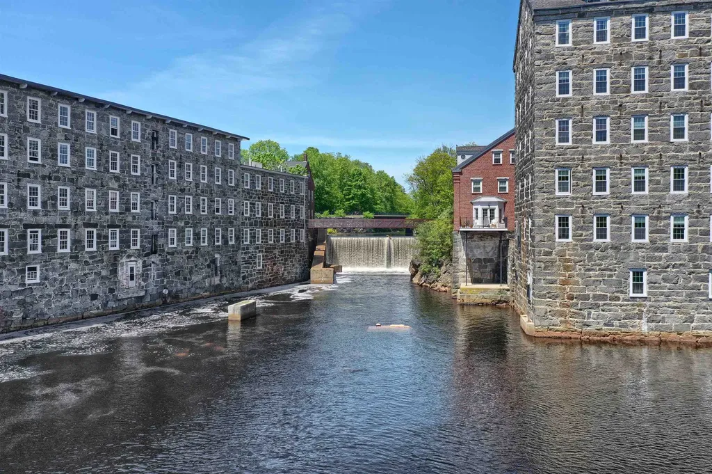 125 Main Street Newmarket NH 03857