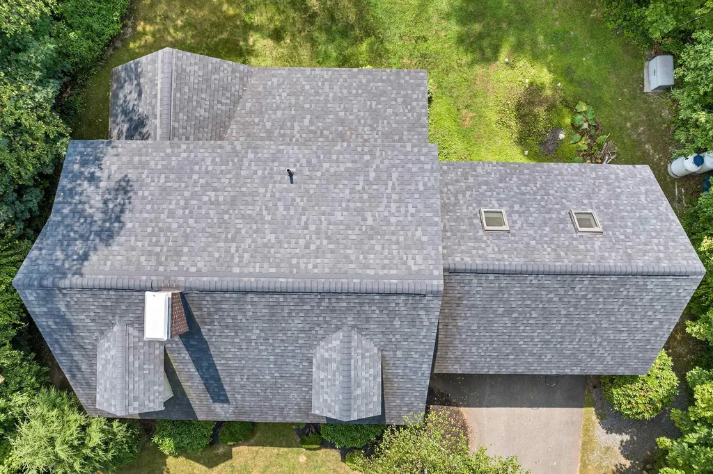 16 Birchwood Way Laconia NH 03246