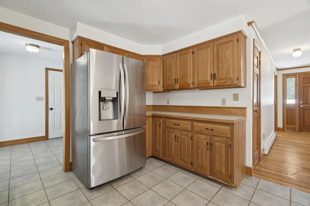 16 Birchwood Way Laconia NH 03246