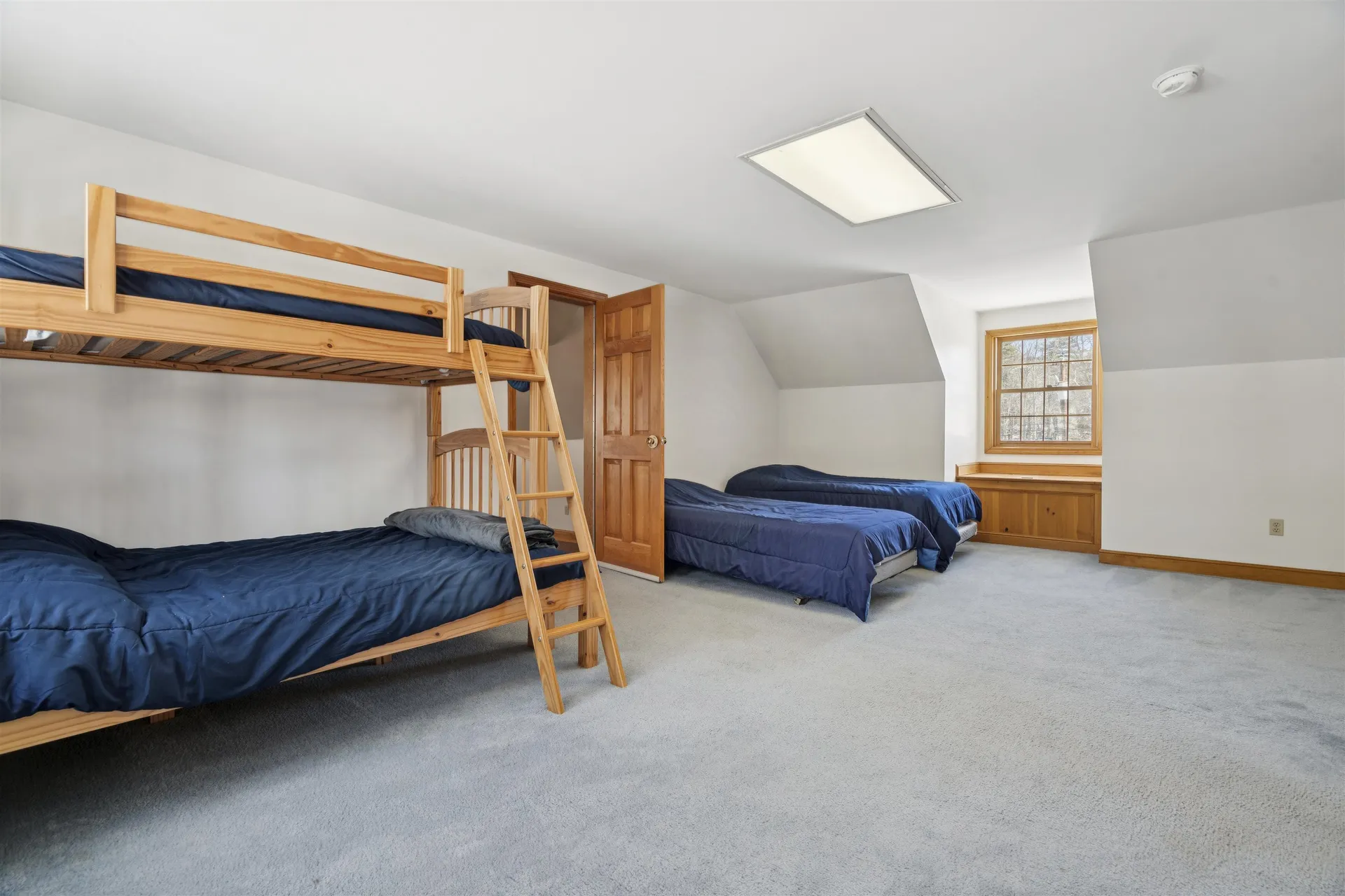 16 Birchwood Way Laconia NH 03246