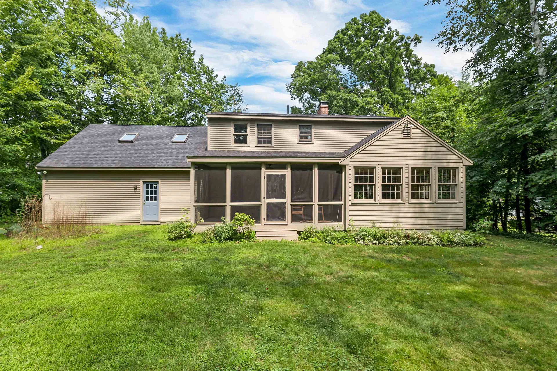 16 Birchwood Way Laconia NH 03246