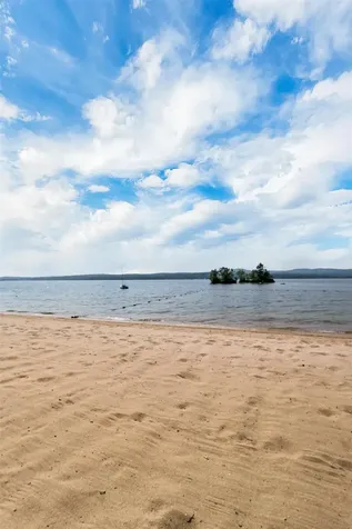 16 Birchwood Way Laconia NH 03246