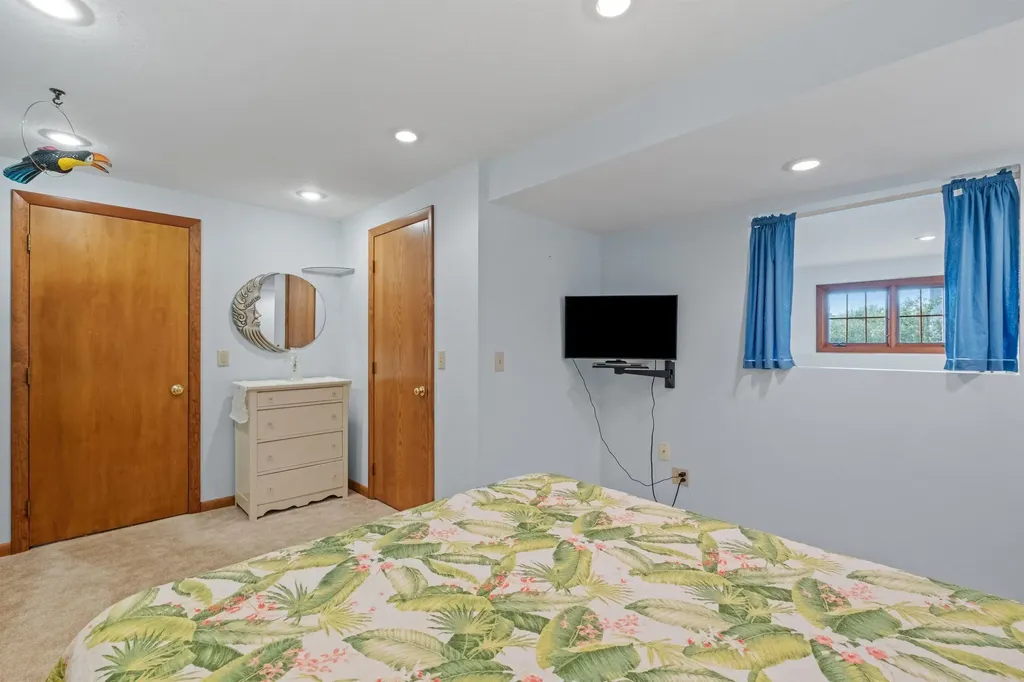 68 Woodwells Garrison Road Hopkinton NH 03229