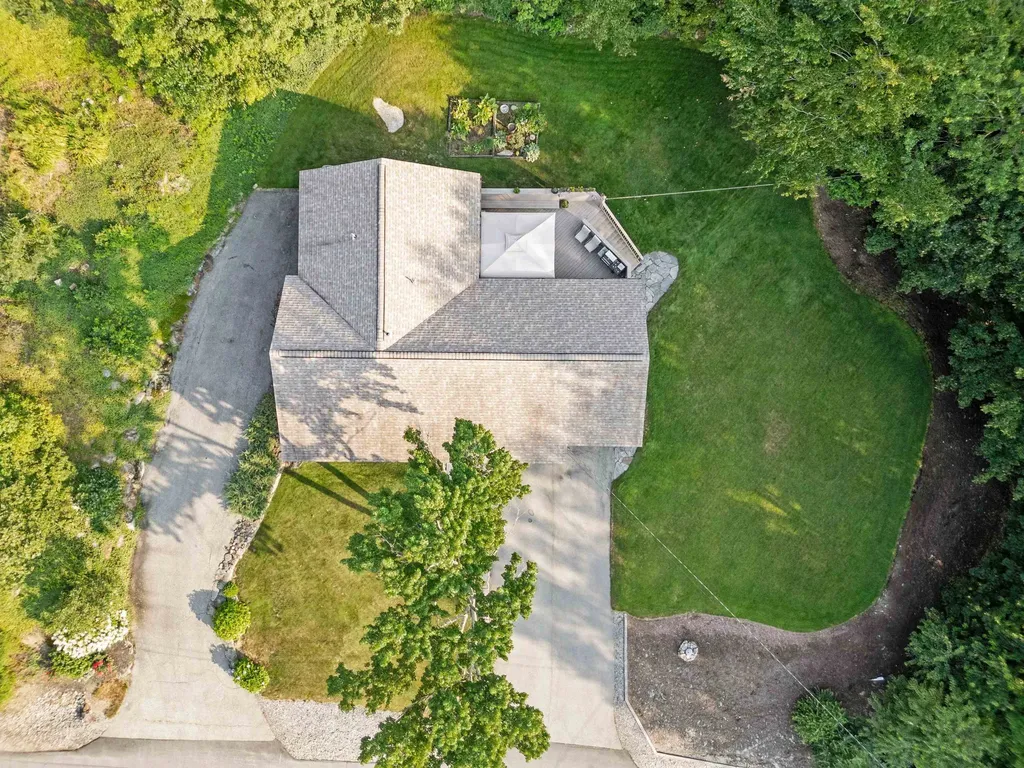 68 Woodwells Garrison Road Hopkinton NH 03229