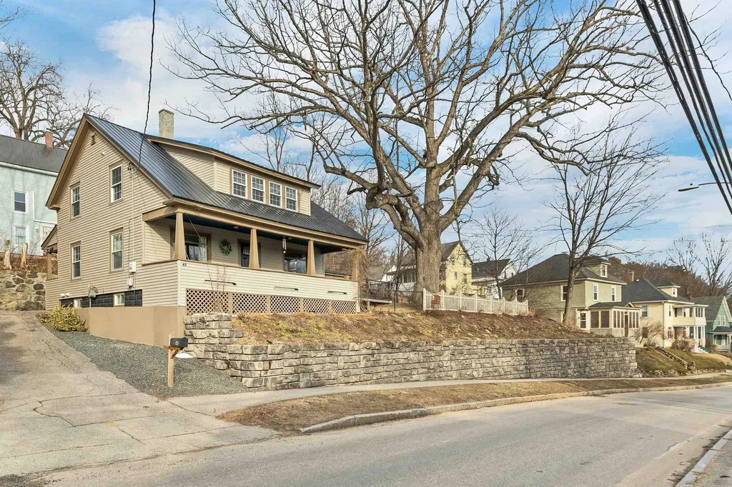 48 Baldwin Street Laconia NH 03246