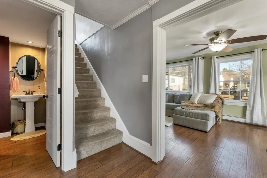 48 Baldwin Street Laconia NH 03246