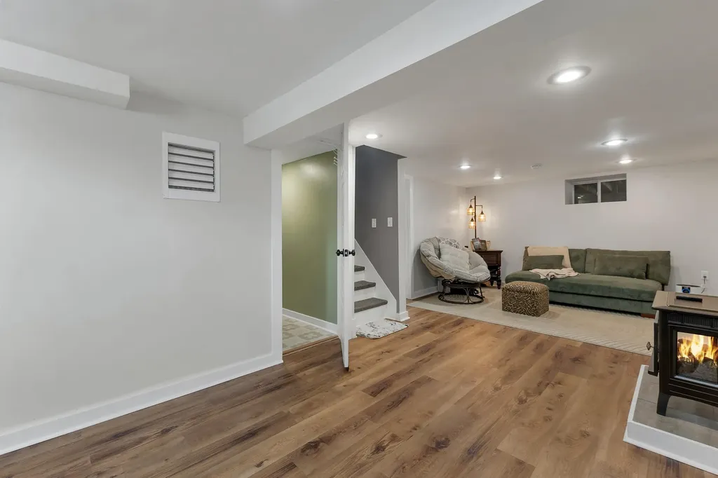 48 Baldwin Street Laconia NH 03246