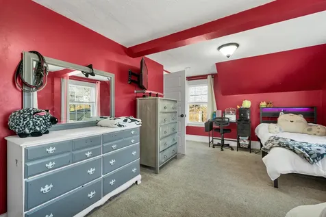 48 Baldwin Street Laconia NH 03246