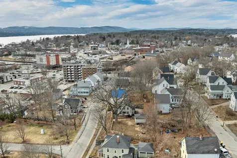 48 Baldwin Street Laconia NH 03246