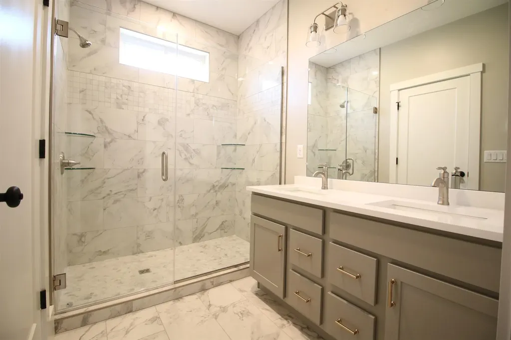 428 Dawn Court Pembroke NH 03275