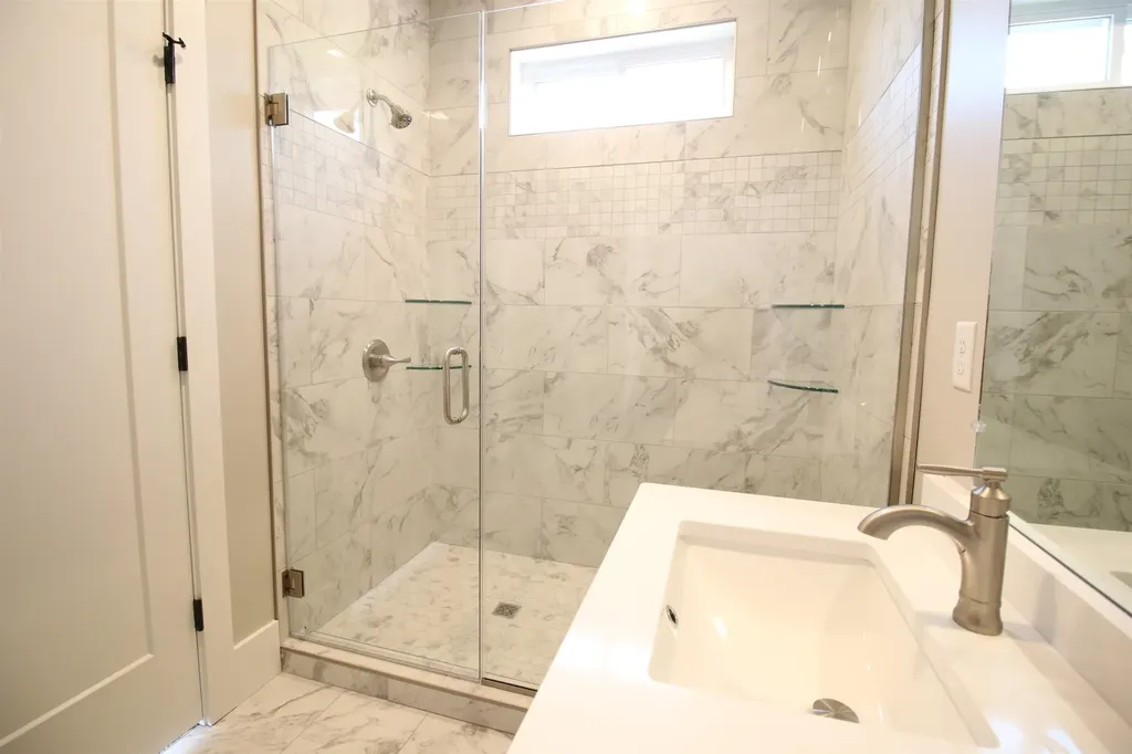 428 Dawn Court Pembroke NH 03275