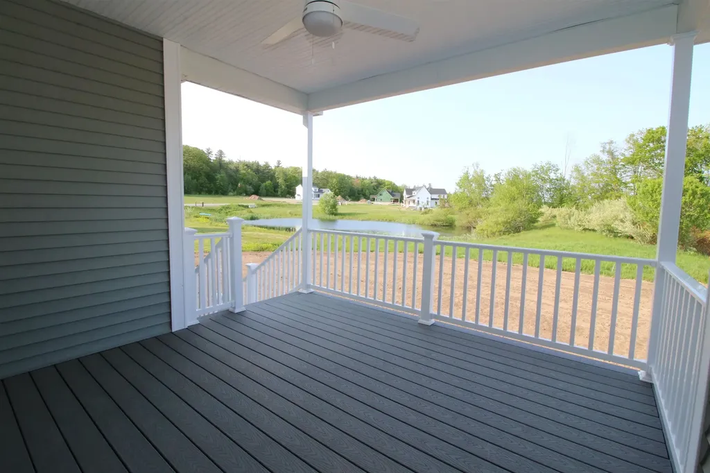 428 Dawn Court Pembroke NH 03275
