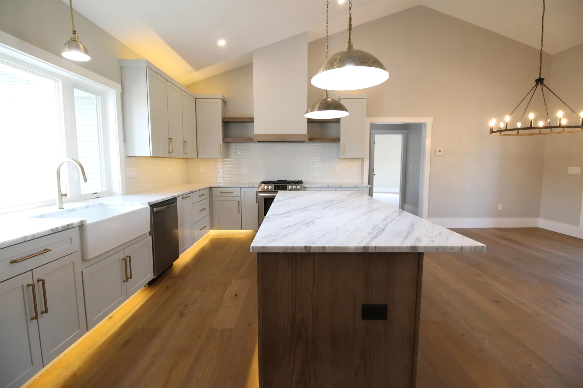 428 Dawn Court Pembroke NH 03275