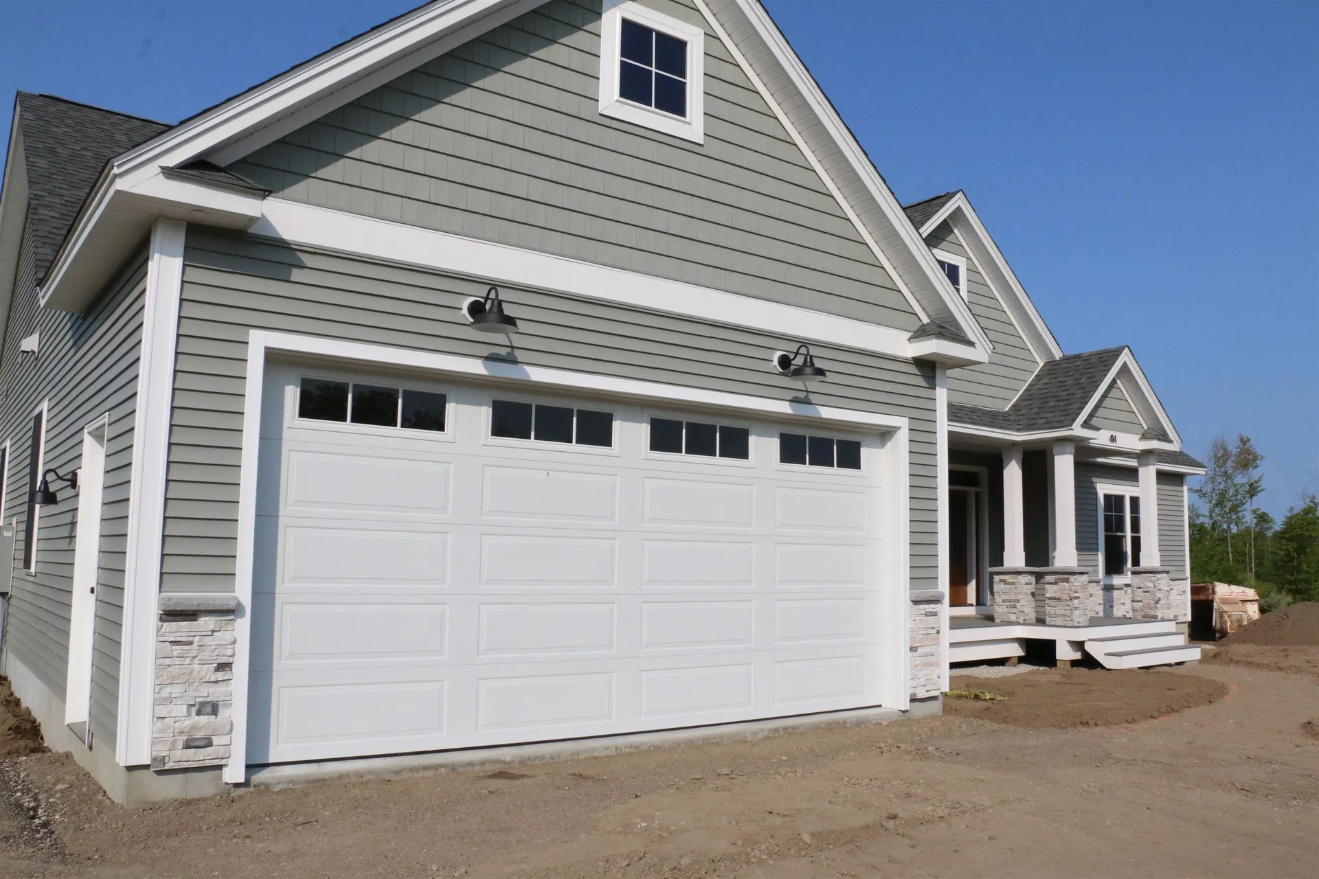 428 Dawn Court Pembroke NH 03275