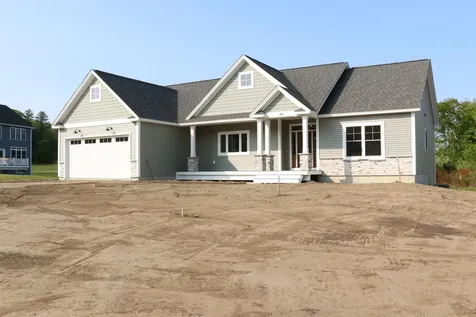428 Dawn Court Pembroke NH 03275