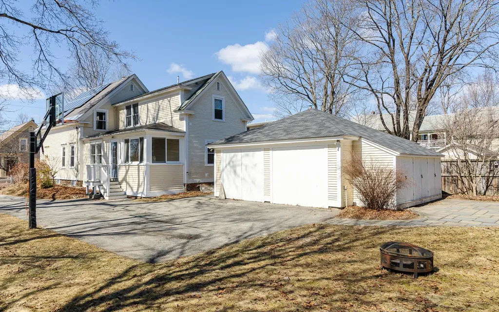 29 Grant Street Keene NH 03431