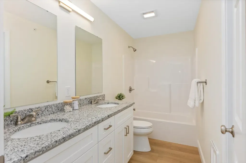 21 Lucy Lane Peterborough NH 03458