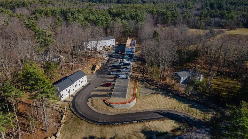 21 Lucy Lane Peterborough NH 03458