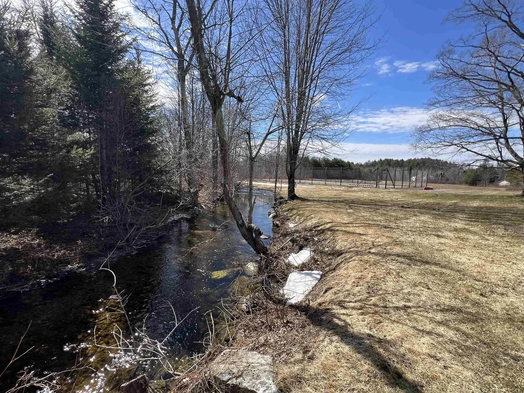 3095 Thompsonburg Road Londonderry VT 05155